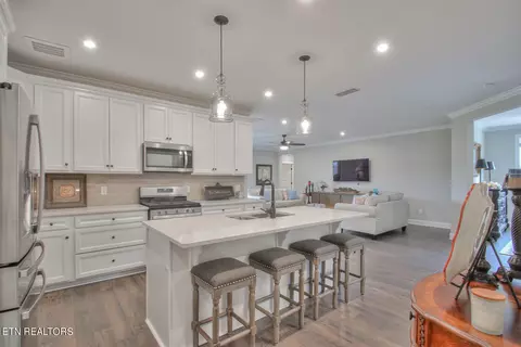 141 Saundersville Rd #2402, Hendersonville, TN 37075
