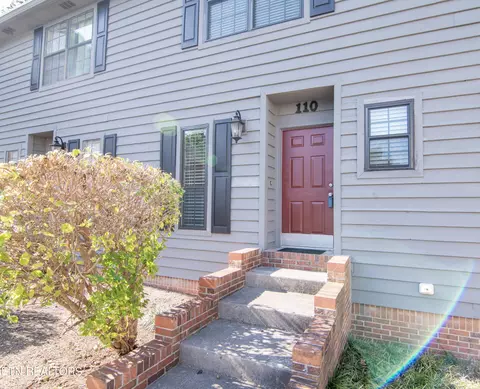 110 Lansdowne Dr, Knoxville, TN 37922