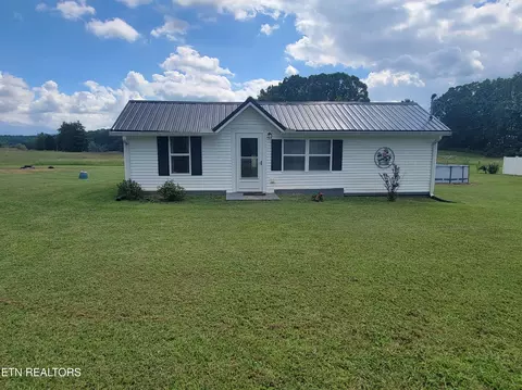 3314 Carpenters Grade Rd, Maryville, TN 37803