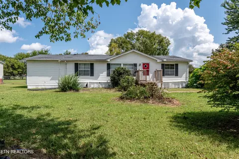 1222 Mountain View Cir, Maryville, TN 37801