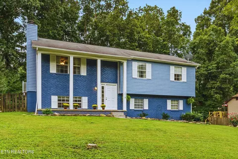 1618 Dunraven Dr, Knoxville, TN 37922
