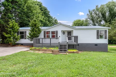 227 Kelsey Logan Dr, Walland, TN 37886