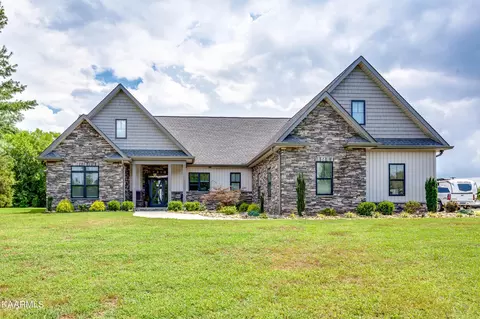 716 Loudon View Dr, Friendsville, TN 37737