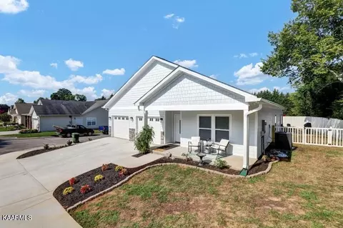 115 Mcneilly Cir, Maryville, TN 37803