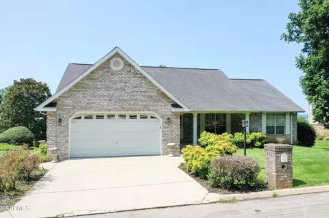 417 Harbor Town Dr, Maryville, TN 37801