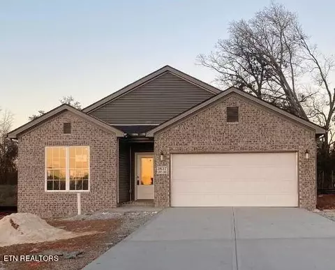 3637 Crimson Cir, Maryville, TN 37801