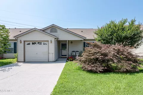 557 Ravenwood Dr, Maryville, TN 37801