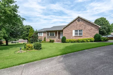 519 Glenfield Cir, Maryville, TN 37804