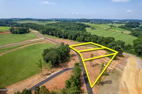 13 Morganton Rd, Greenback, TN 37742 photo 2