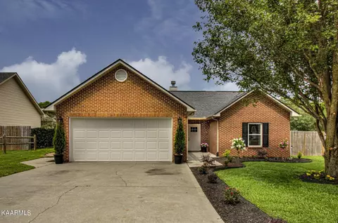1232 Mishas Way, Maryville, TN 37803