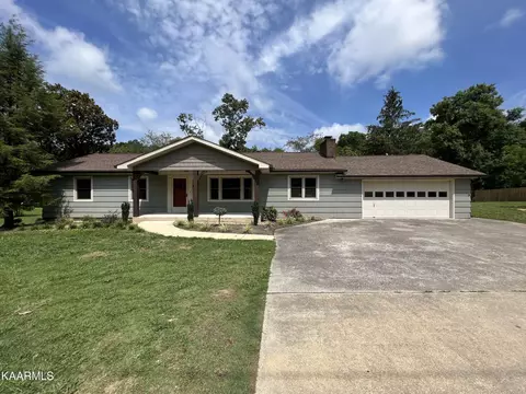 4141 Sevierville Rd, Maryville, TN 37804