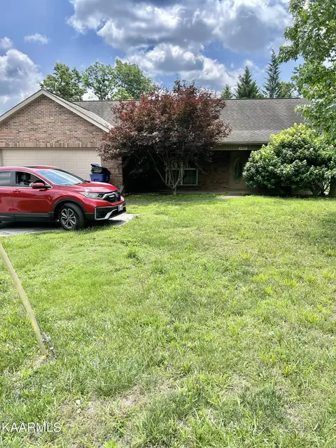 2309 Big Springs Rd, Maryville, TN 37801
