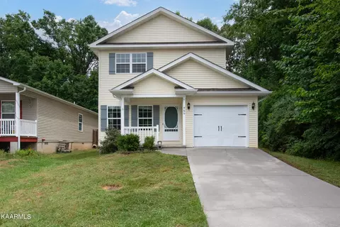 966 Norwood Village Ln, Maryville, TN 37801