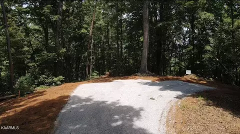 7 6 Mile Rd, Maryville, TN 37803