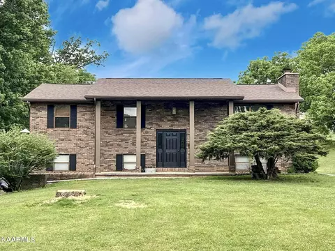 312 Gateway Rd, Maryville, TN 37804