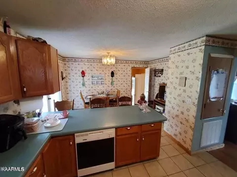 302 Sharp Rd, Sevierville, TN 37876 photo 18