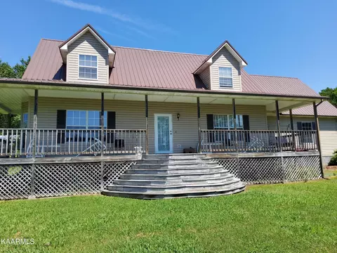 302 Sharp Rd, Sevierville, TN 37876 photo 2