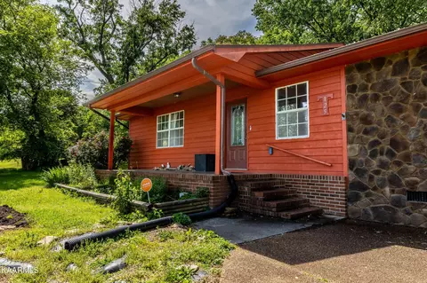 125 Oakdale St, Maryville, TN 37801