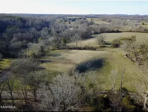 1 Prospect Rd, Walland, TN 37886 photo 4