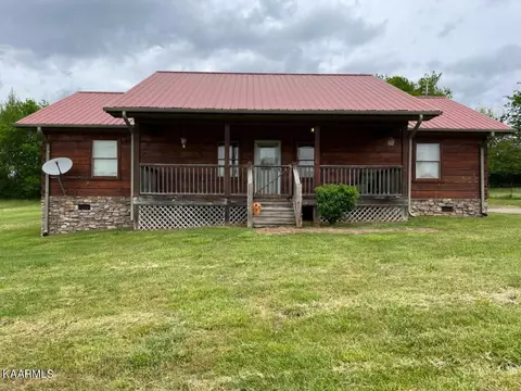 1404 Maple Ln, Greenback, TN 37742 photo 1