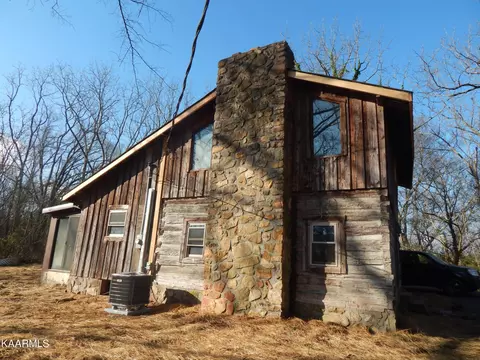 412 Reed Rd, Greeneville, TN 37745 photo 2