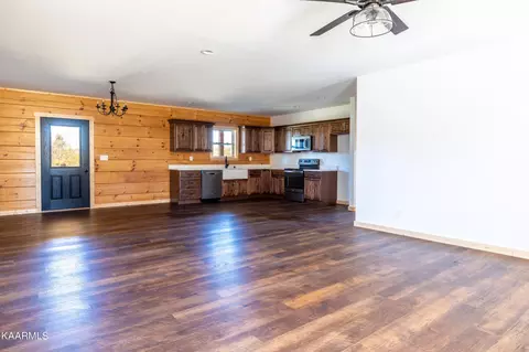 1408 Maple Ln, Greenback, TN 37742 photo 6