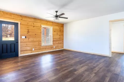 1408 Maple Ln, Greenback, TN 37742 photo 9
