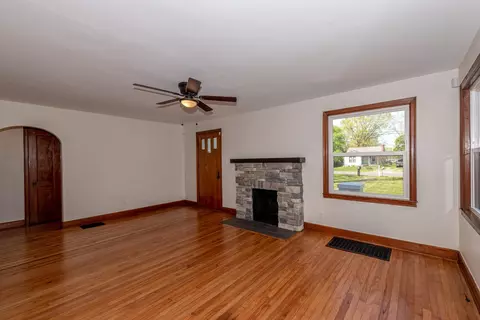 704 N Wright Rd, Alcoa, TN 37701 photo 8