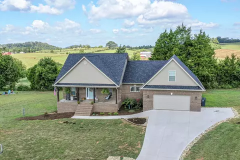 1565 Caleb Tr, Greenback, TN 37742 photo 1