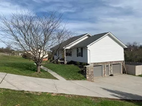 5053 Gregory Rd, Greenback, TN 37742 photo 1