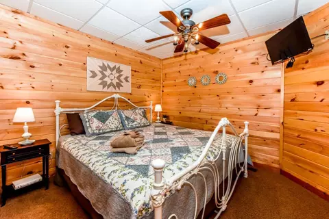 1825 Fantasy Way, Sevierville, TN 37876 photo 22