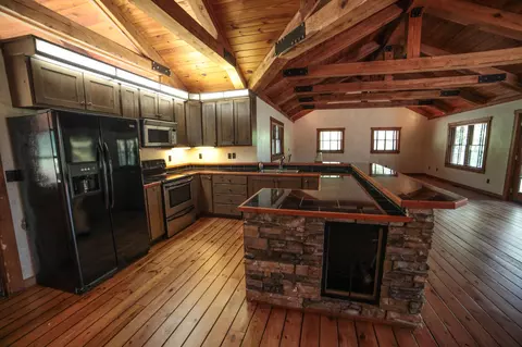1785 Brooks Rd, Greenback, TN 37742 photo 9