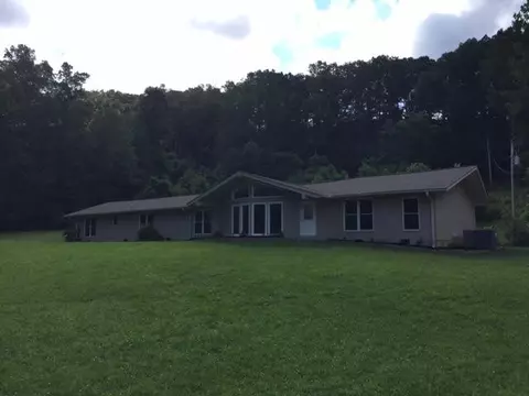 1995 E Wolf Valley Rd, Heiskell, TN 37754 photo 1