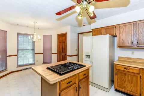 414 E Cunningham St, Alcoa, TN 37701 photo 10