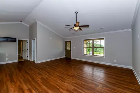 5126 Gregory Rd, Greenback, TN 37742 photo 2