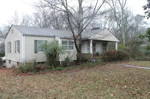 576 E Hunt Rd, Alcoa, TN 37701 photo 4