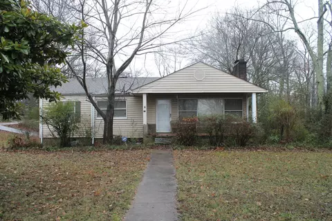 576 E Hunt Rd, Alcoa, TN 37701 photo 1