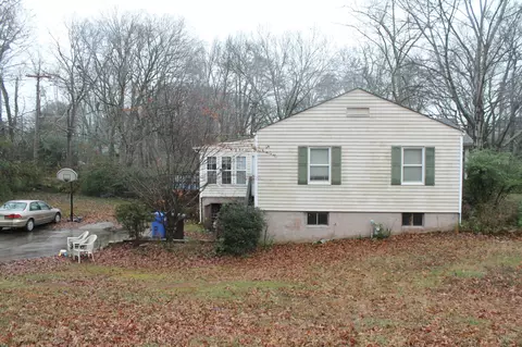 576 E Hunt Rd, Alcoa, TN 37701 photo 2