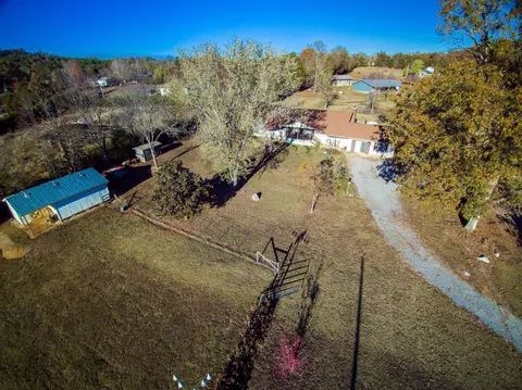 1360 Fork Rd, Greenback, TN 37742 photo 3