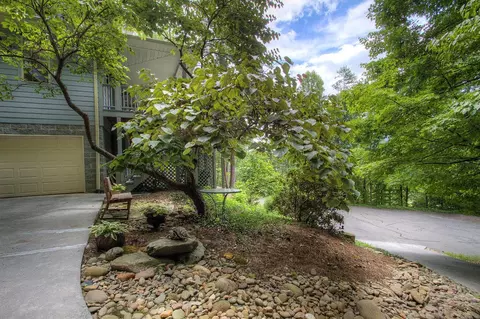 124 Fox Chase Dr, Townsend, TN 37882 photo 4
