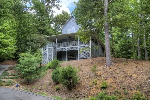 124 Fox Chase Dr, Townsend, TN 37882 photo 2