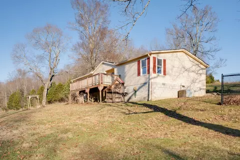 818 Rogues Fork Rd, Bethpage, TN 37022 photo 6
