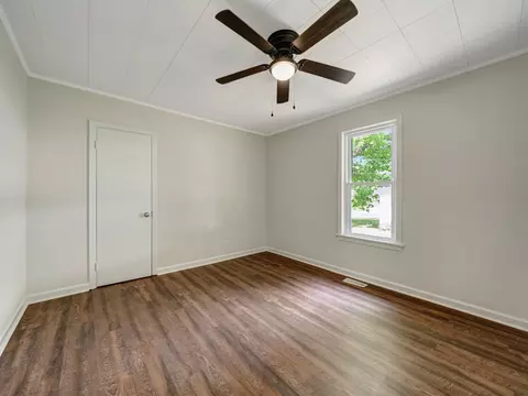 Bedroom - 810 Pond Rd, Dickson, TN 37055 photo 1 of 6