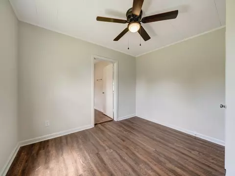 Bedroom - 810 Pond Rd, Dickson, TN 37055 photo 6 of 6