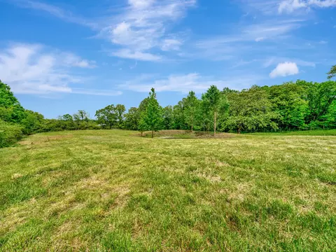 Exterior - 810 Pond Rd, Dickson, TN 37055 photo 10 of 10