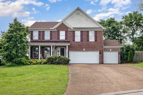 101 Wolverine Trl, La Vergne, TN 37086