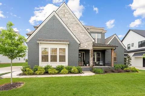 Exterior - 5635 Eaglemont Dr, Murfreesboro, TN 37129 photo 3 of 9