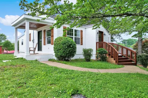 1785 Brown Ave NW, Cleveland, TN 37311