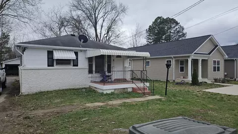 104 21st Ave W, Springfield, TN 37172