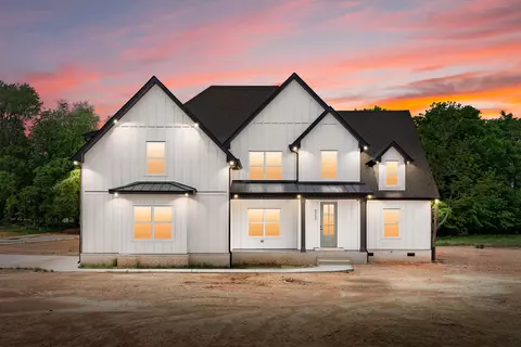 4950 Royal View Way, Clarksville, TN 37040